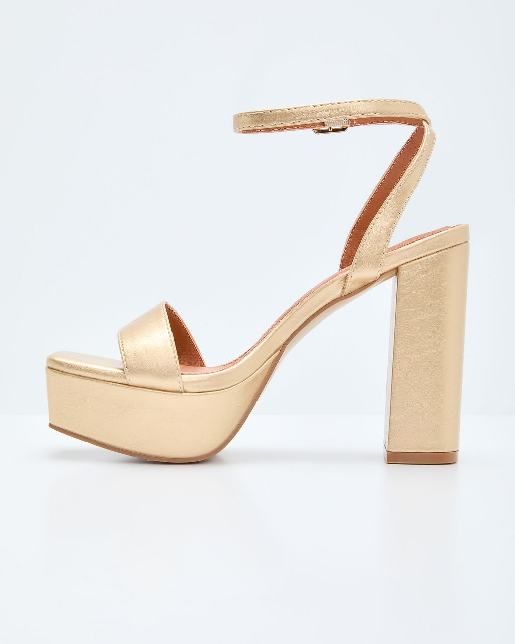 Cindria Metallic Platform Heels