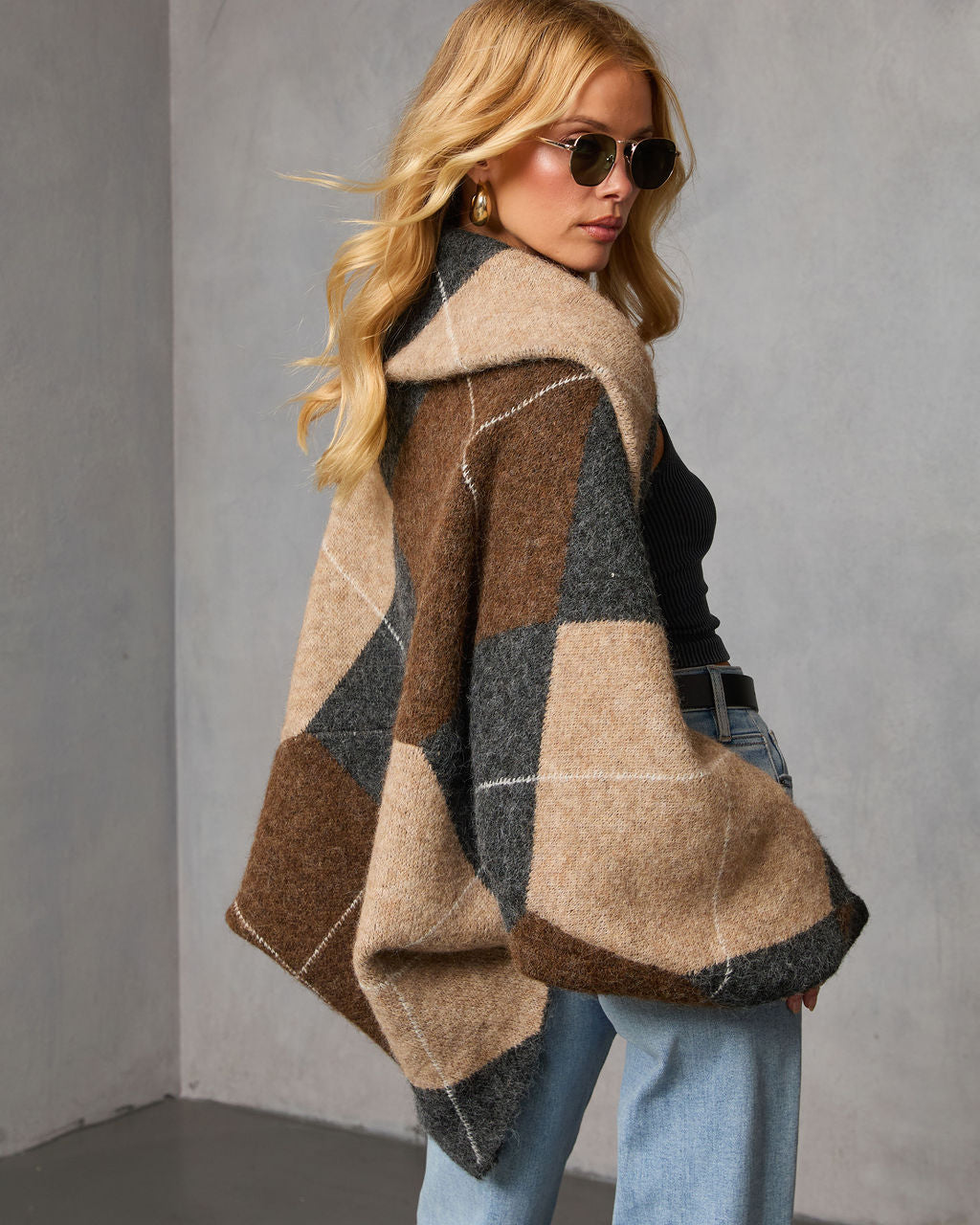 Marenne Cropped Argyle Print Cardigan