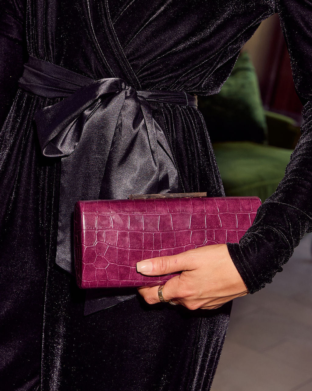 Starlet Hour Metallic Embossed Hard Case Clutch